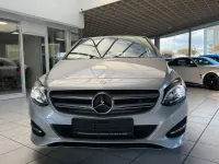 Gebraucht Mercedes B180 Edition 122 PS (89 kW) 2017 Silber Van / Kleinbus