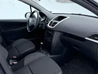 Gebraucht Peugeot 207 Filou 74 PS (54 kW) 2010 Grau Kleinwagen