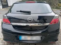 Gebraucht Opel Astra GTC Edition 115 PS (84 kW) 2009 Schwarz Limousine