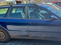 Gebraucht Audi A4 125 PS (91 kW) 1998 Blau Kombi