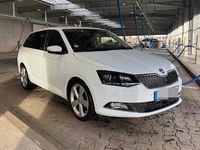 Gebraucht Skoda Fabia 110 PS (80 kW) 2016 Weiß Kombi