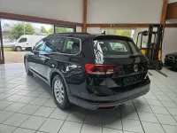 Gebraucht VW Passat Business 150 PS (110 kW) 2022 Schwarz Kombi