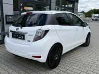 Gebraucht Toyota Yaris Comfort 75 PS (55 kW) 2014 Weiß Kleinwagen