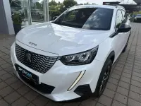 Gebraucht Peugeot 2008 Allure 100 kW (136 PS) 2023 Weiß SUV