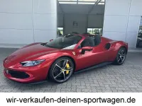 Gebraucht Ferrari 296 829 PS (609 kW) 2024 Rosso magma Cabrio
