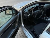 Gebraucht Mercedes C200 184 PS (135 kW) 2008 Silber Limousine