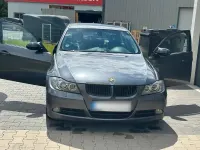 Gebraucht BMW 320 150 PS (110 kW) 2007 Grau Limousine