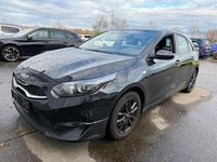 Gebraucht Kia Ceed Edition 7 101 PS (74 kW) 2022 Zilinaschwarz met. Kleinwagen