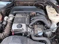 Gebraucht Mercedes E250 113 PS (83 kW) 1995 Blau Kombi