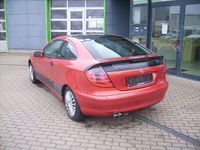 Gebraucht Mercedes C180 129 PS (94 kW) 2001 Rot Coupé