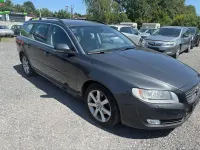 Gebraucht Volvo V70 Kinetic 181 PS (133 kW) 2015 Grau Kombi
