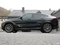 Gebraucht BMW X6 M Sport 333 PS (244 kW) 2021 Saphirschwarz (metallic) SUV