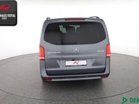 Gebraucht Mercedes Vito 190 PS (139 kW) 2023 Selenitgrau Van