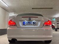 Gebraucht BMW 120 170 PS (125 kW) 2011 Weiß Kleinwagen