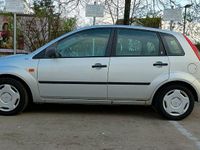 Gebraucht Ford Fiesta 80 PS (58 kW) 2003 Silber Kleinwagen