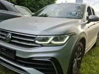Gebraucht VW Tiguan R-line 150 PS (110 kW) 2022 Silber SUV