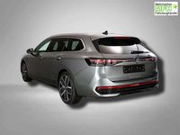 Gebraucht VW Passat R-line 265 PS (194 kW) 2026 Diabasgrau metallic Kombi