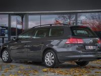 Gebraucht VW Passat 105 PS (77 kW) 2014 Grau Kombi