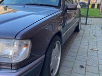 Gebraucht Mercedes E320 220 PS (161 kW) 1992 Andere farben Limousine