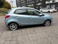 Usata Mazda 2 85 CV (62 kW) 2007 Blu Utilitaria