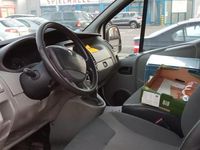 Second-hand Renault Trafic 114 CP (83 kW) 2012 Alb Monovolum