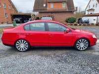 Gebraucht VW Passat 105 PS (77 kW) 2005 Rot Limousine