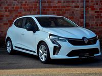 Gebraucht Renault Clio V Evolution 67 PS (49 kW) 2023 Weiß Limousine