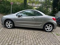 Gebraucht Peugeot 207 CC Premium 156 PS (114 kW) 2011 Cabrio