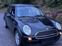 Gebraucht Mini Cooper 90 PS (66 kW) 2001 Schwarz Kleinwagen