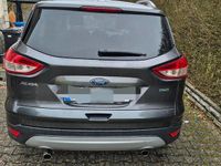 Gebraucht Ford Kuga Titanium 150 PS (110 kW) 2015 Grau SUV