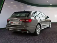 Gebraucht Audi A4 Ambiente 204 PS (150 kW) 2021 Terragrau metallic Kombi
