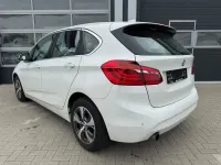 Gebraucht BMW 218 Active Tourer 136 PS (100 kW) 2015 Weiß Van / Kleinbus