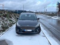 Gebraucht Ford S-MAX Titanium 165 PS (121 kW) 2019 Grau Van / Kleinbus