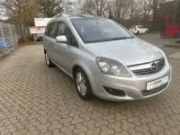 Gebraucht Opel Zafira Sport 125 PS (91 kW) 2011 Silber Van / Kleinbus