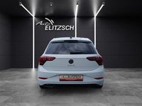 Second-hand VW Polo Style 95 CP (69 kW) 2022 Alb Berlinǎ