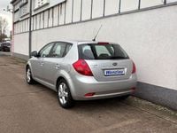 Gebraucht Kia Ceed Style 109 PS (80 kW) 2008 Silber Kleinwagen