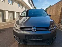 Gebraucht VW Touran Trendline 105 PS (77 kW) 2014 Grau Van / Kleinbus