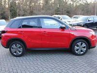 Gebraucht Suzuki Vitara Comfort 111 PS (81 kW) 2019 Rot SUV