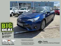 Gebraucht Toyota Avensis Executive 147 PS (108 kW) 2016 Dark blue mica metallic Limousine