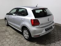 Gebraucht VW Polo Trendline 60 PS (44 kW) 2015 Silber Kleinwagen