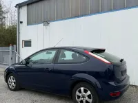 Second-hand Ford Focus 102 CP (75 kW) 2010 Albastru Coupe