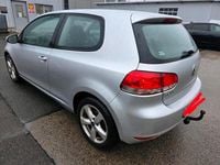 Gebraucht VW Golf VI 102 PS (75 kW) 2009 Silber Kleinwagen