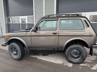 Gebraucht Lada niva 83 PS (61 kW) 2022 Bronze SUV