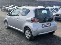 Gebraucht Toyota Aygo Cool 68 PS (50 kW) 2009 Silber Kleinwagen