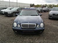 Gebraucht Mercedes CLK230 193 PS (141 kW) 2000 Blau Cabrio