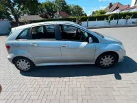 Gebraucht Mercedes B180 109 PS (80 kW) 2009 Silber Van / Kleinbus