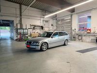 Gebraucht BMW 320 170 PS (125 kW) 2003 Silber Kombi
