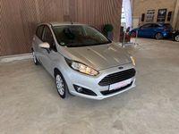Gebraucht Ford Fiesta SYNC Edition 75 PS (55 kW) 2015 Silber Kleinwagen