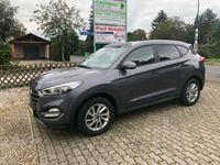 Gebraucht Hyundai Tucson Trend 141 PS (103 kW) 2016 Grau metallic SUV