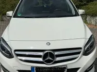 Gebraucht Mercedes B180 Style 122 PS (89 kW) 2017 Weiß Kleinwagen